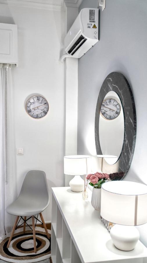 Lux Apartment Near Acropolis! In The Heart Of Афіни Екстер'єр фото